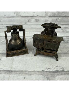 Play Me Metal Miniatures Liberty Bell & Stove Pencil Sharpener Lot of 2 70's